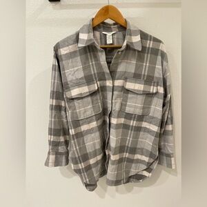 H & M womens plaid flannel S